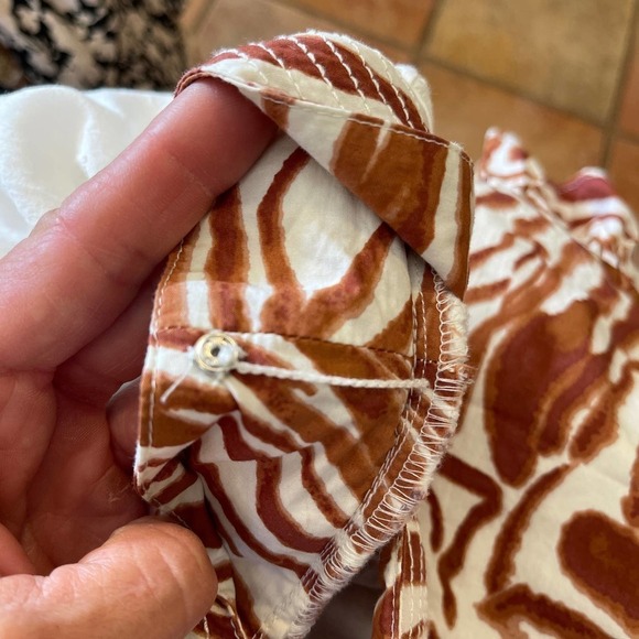 Love the Label smocked eyelet top large - Picture 7 of 7